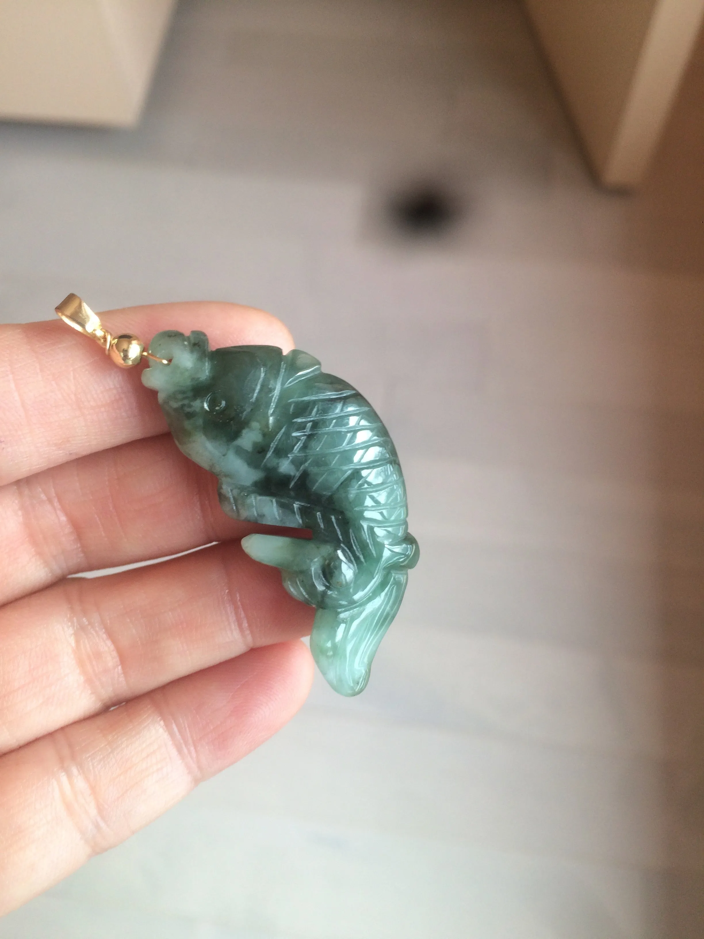 100% Natural clear blue/dark green/yellow jadeite jade 3D fish Pendant/handhold worry stone/Desk decoration BG49