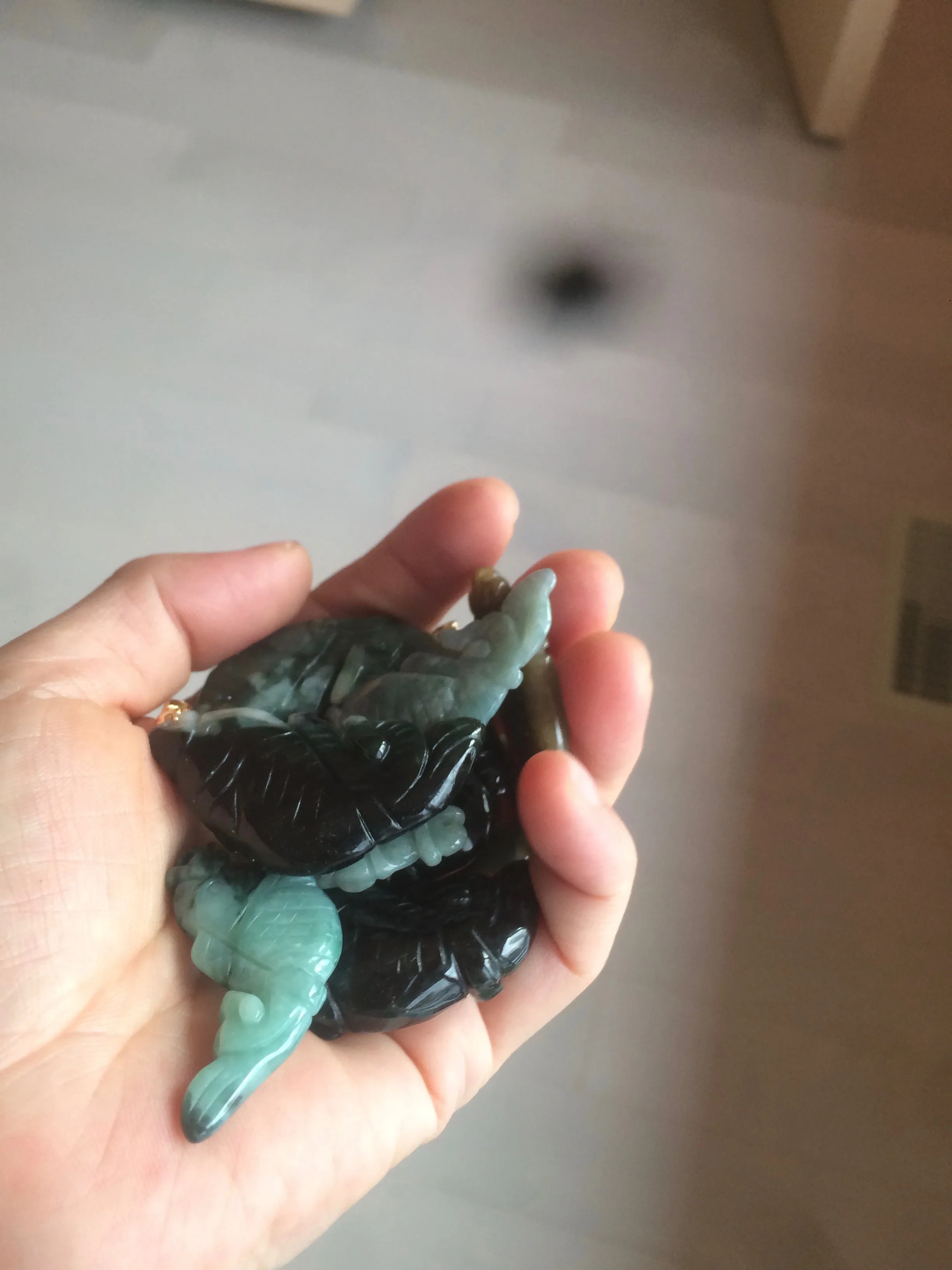 100% Natural clear blue/dark green/yellow jadeite jade 3D fish Pendant/handhold worry stone/Desk decoration BG49