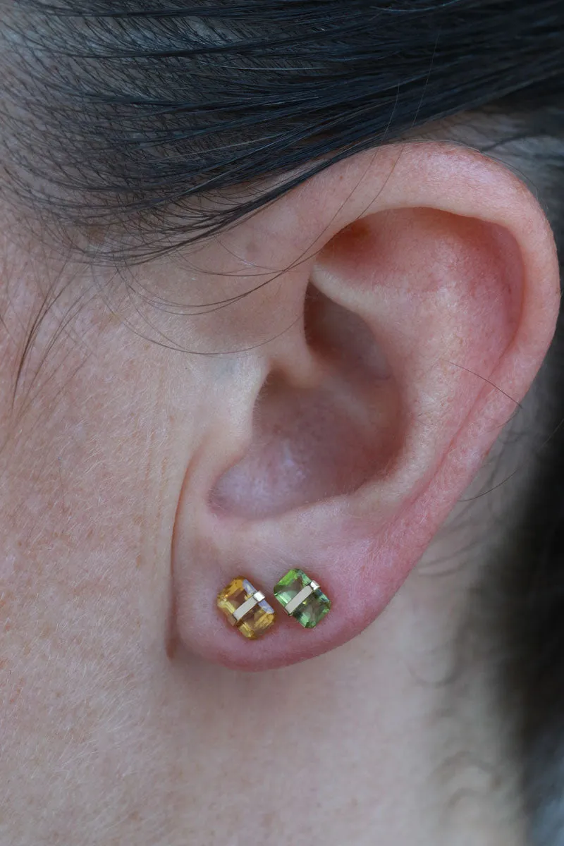 Bezel Wrapped Peridot Stud (half pair)