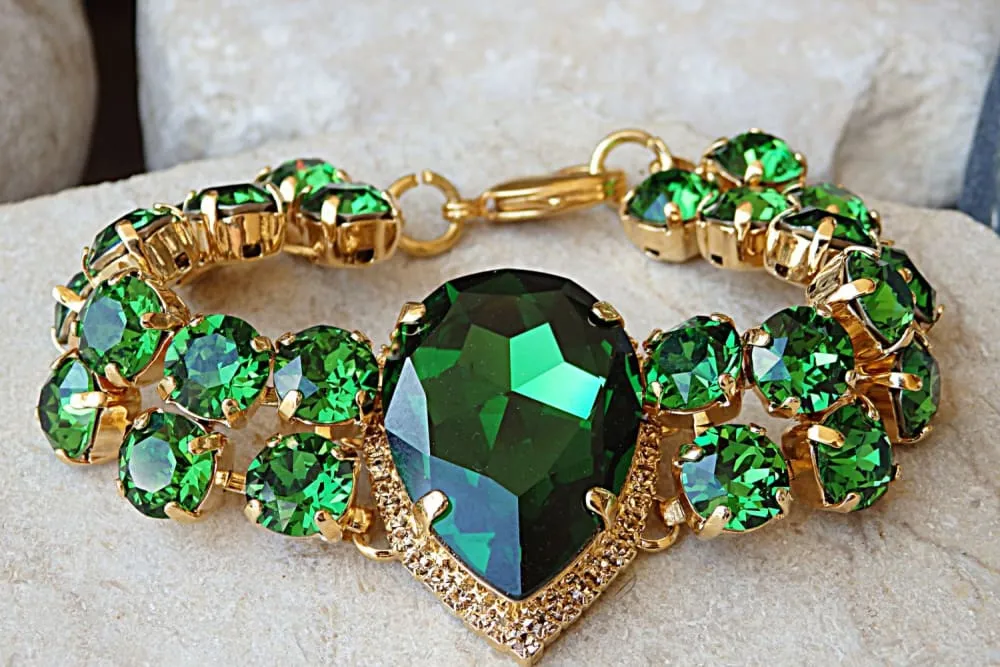 Emerald Jewelry Set
