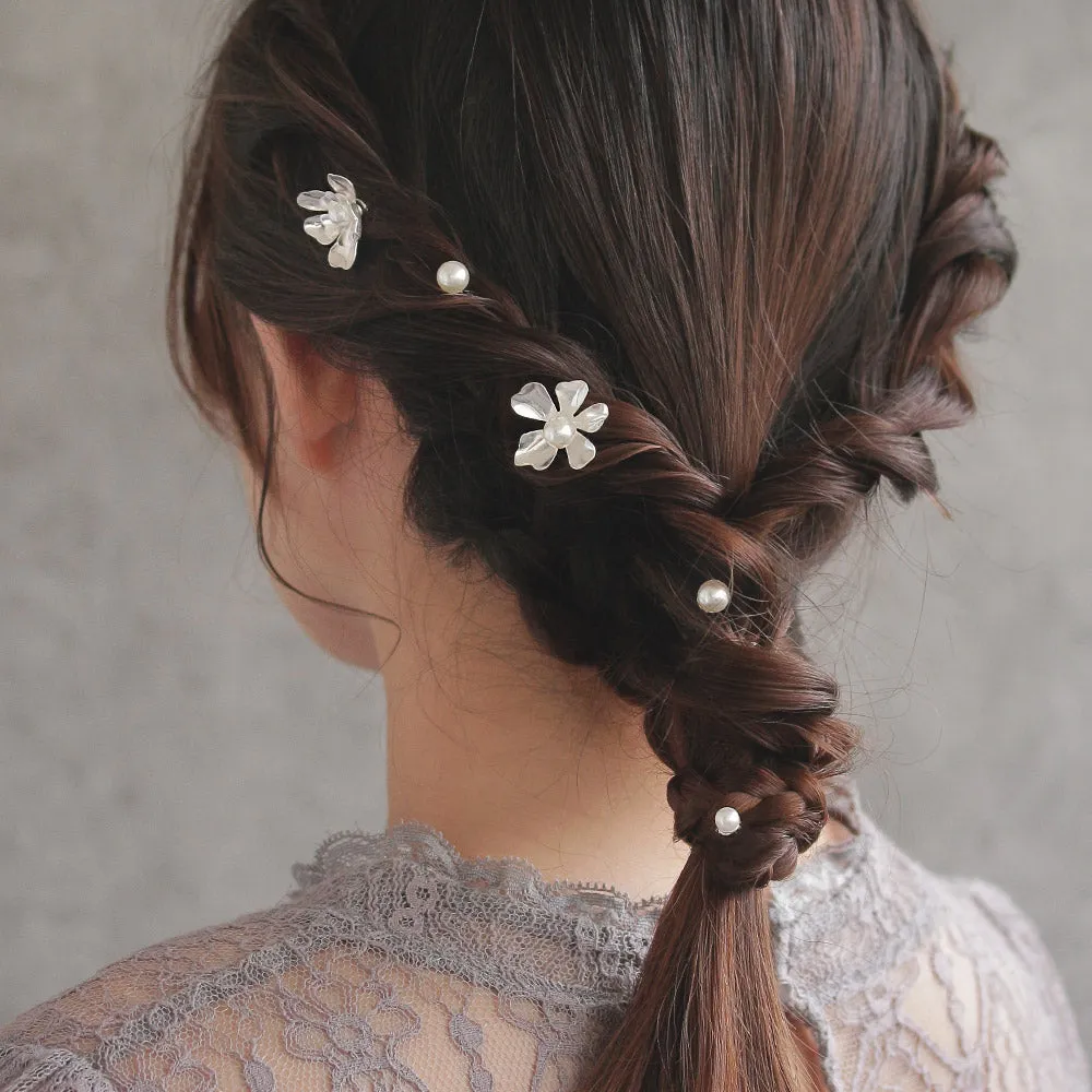 Flower and Pearl Spiral Hairpin Set