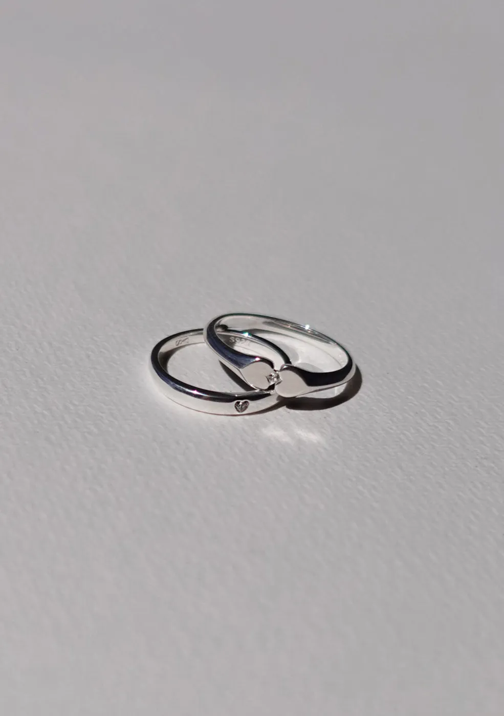 Heart Connection Signet Ring - Silver
