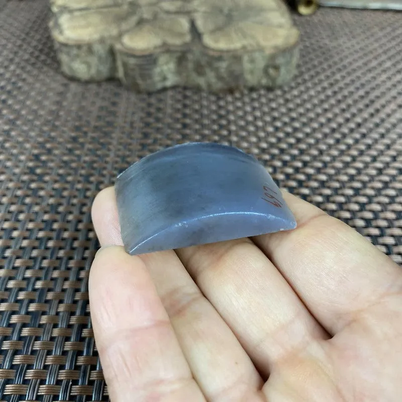 Natural Kunlun Jade Rough Nephrite Raw (24g,4.1X3.2X0.96cm)