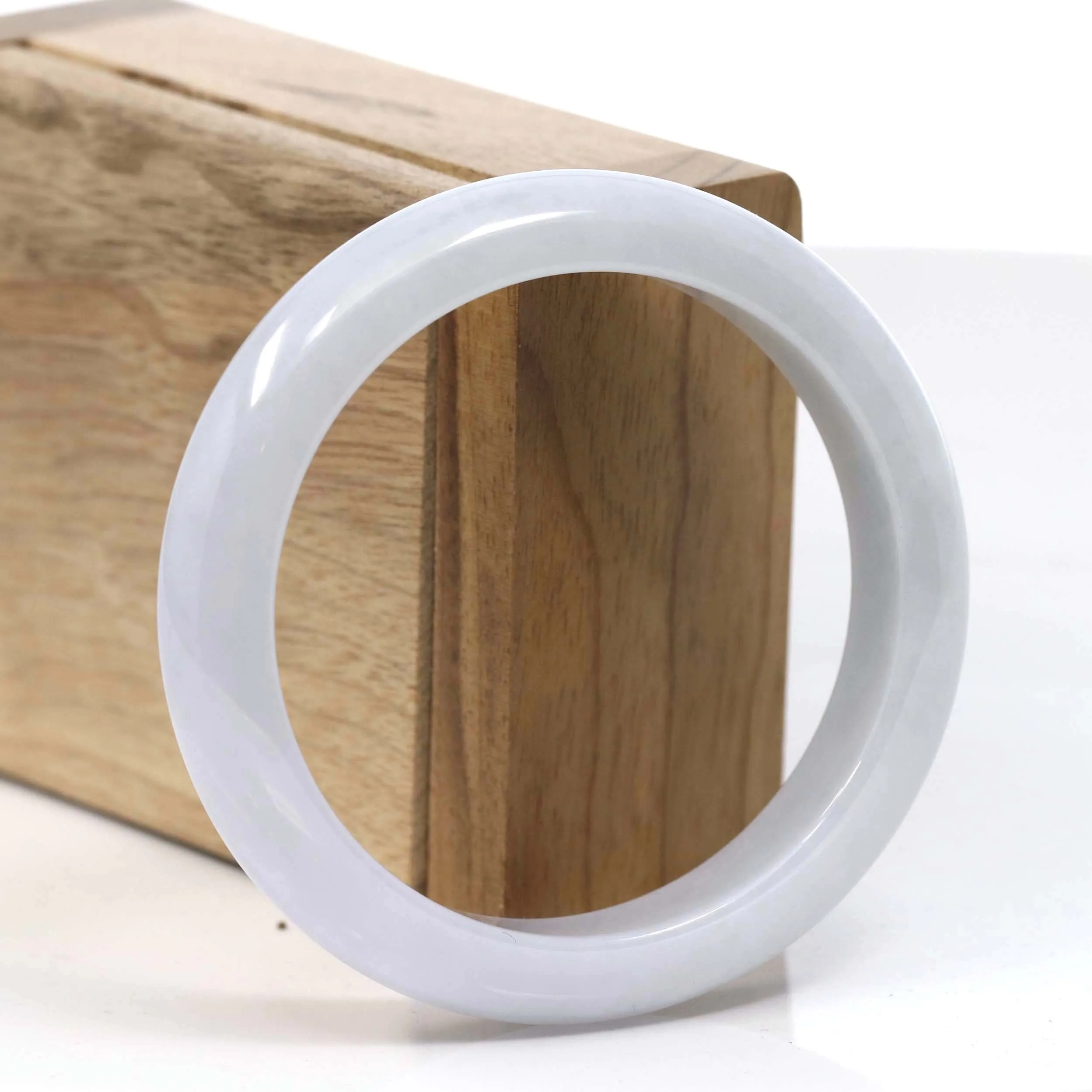 Natural Lavender Natural Jadeite Jade Bangle ( 56.37 mm ) #T016