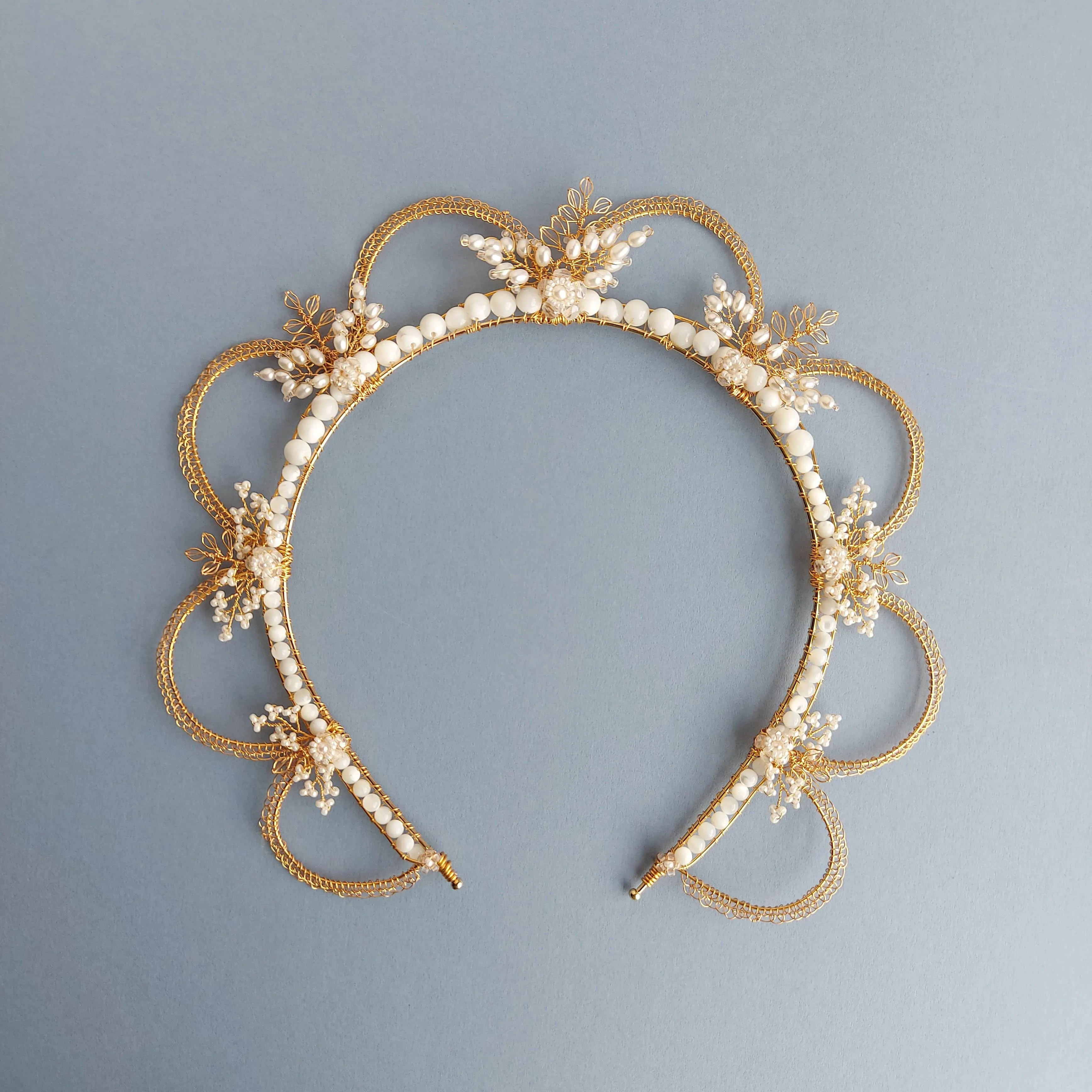 Oriana crown with mother of pearl and pearls