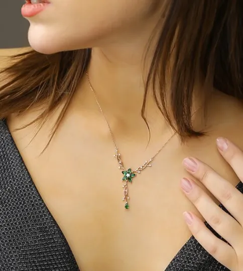 Rose Gold Emerald Y Necklace